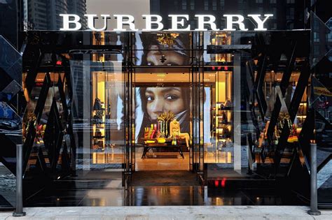 burberry technology in store